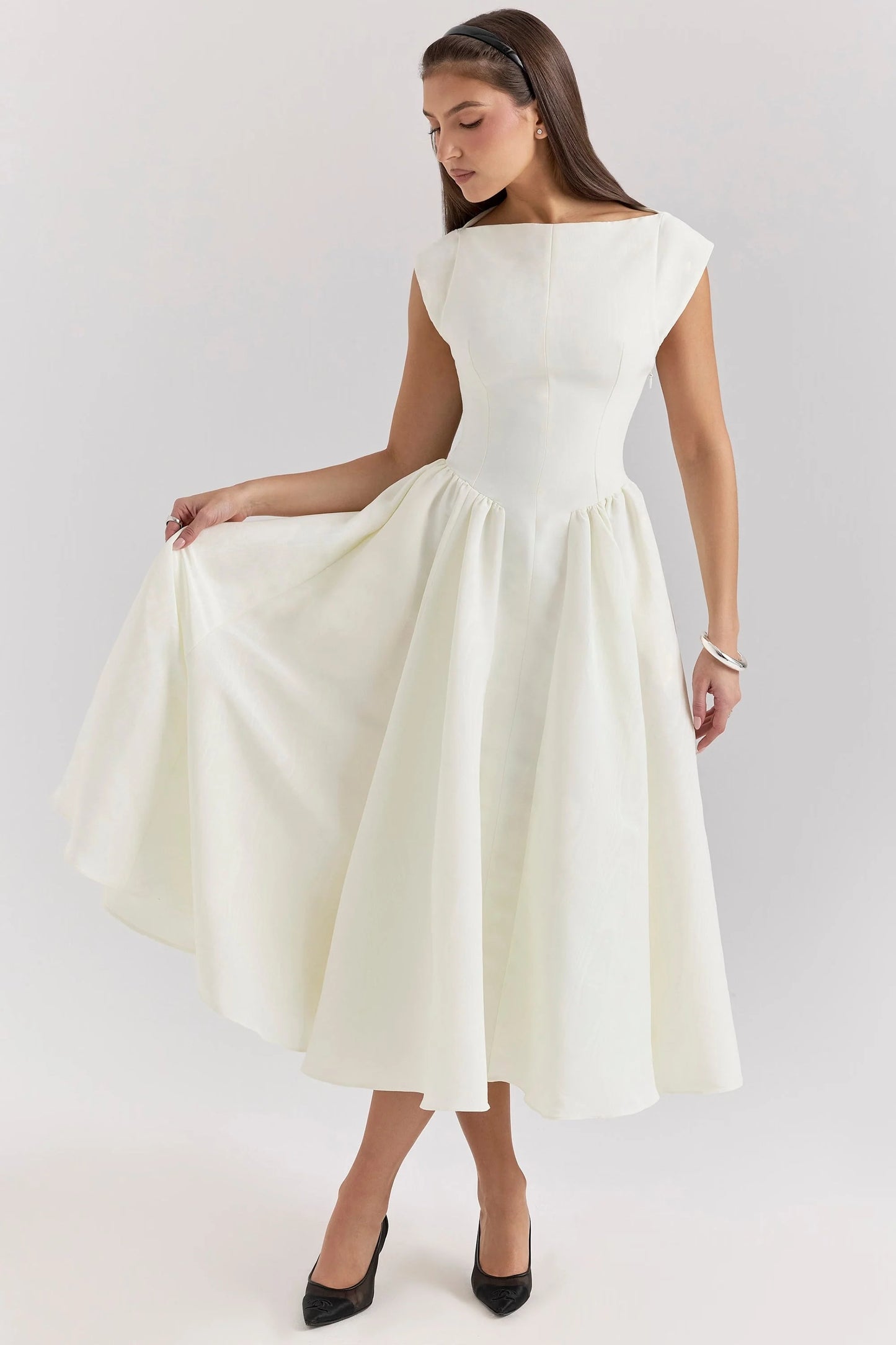 Livette –  Silhouet Maxi Dress